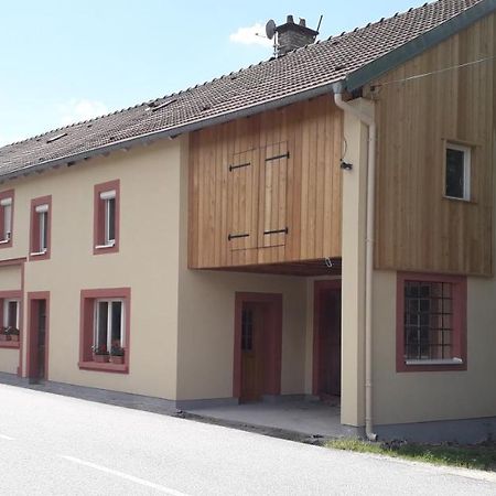 Au Val Des Meuris Bed and Breakfast Taintrux Buitenkant foto